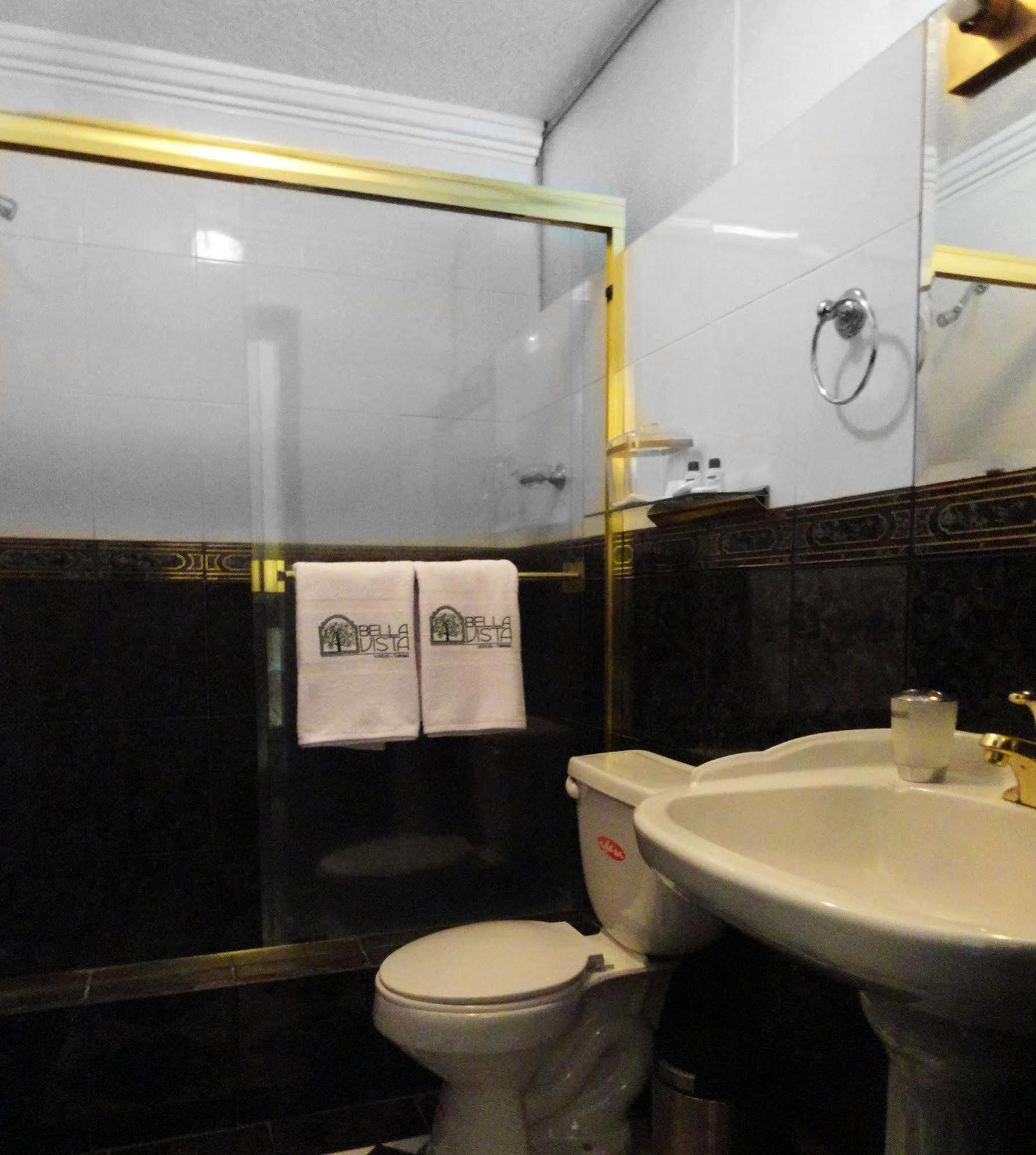 Hotel Suites Gonzalez Suarez Quito Exteriör bild