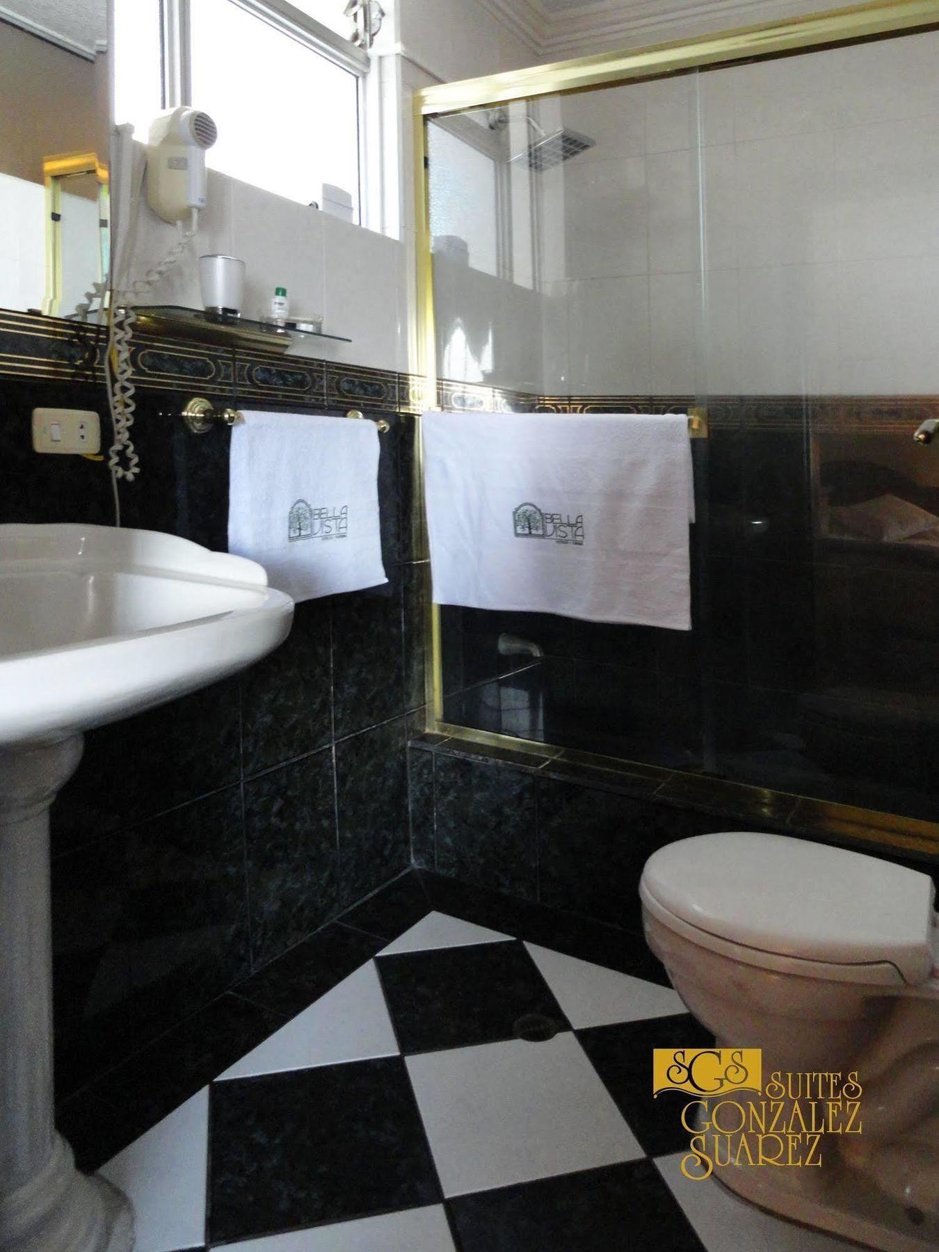 Hotel Suites Gonzalez Suarez Quito Exteriör bild